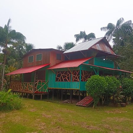 Hostal Buho Amazonas Tours Летисия Екстериор снимка