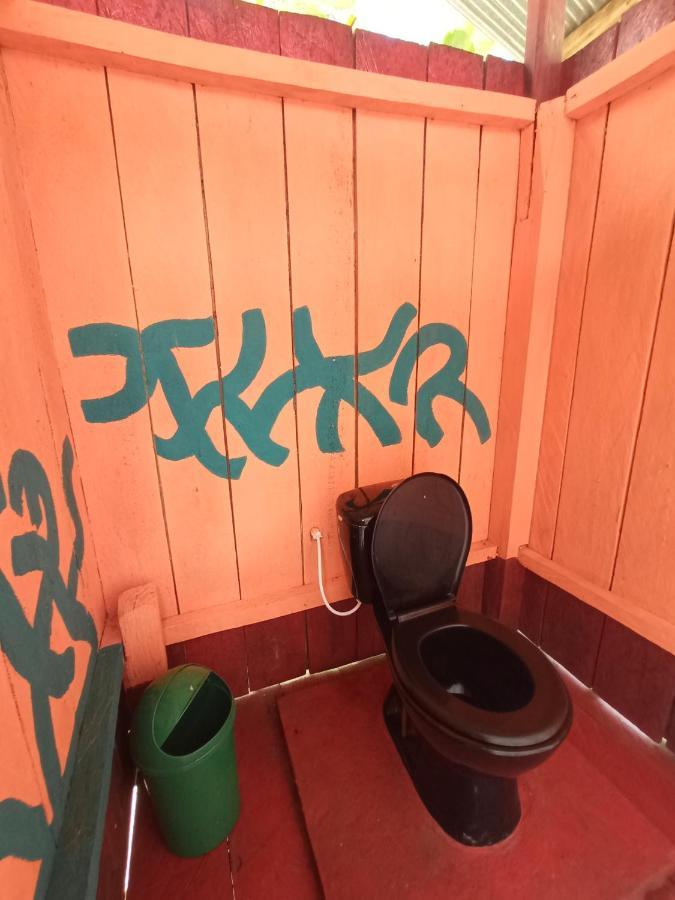 Hostal Buho Amazonas Tours Летисия Екстериор снимка