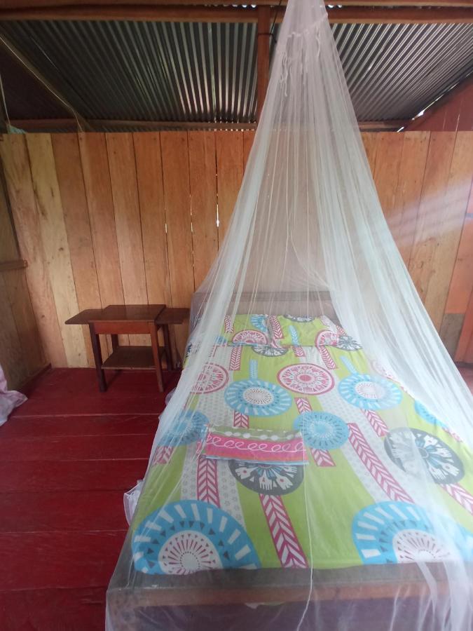 Hostal Buho Amazonas Tours Летисия Екстериор снимка