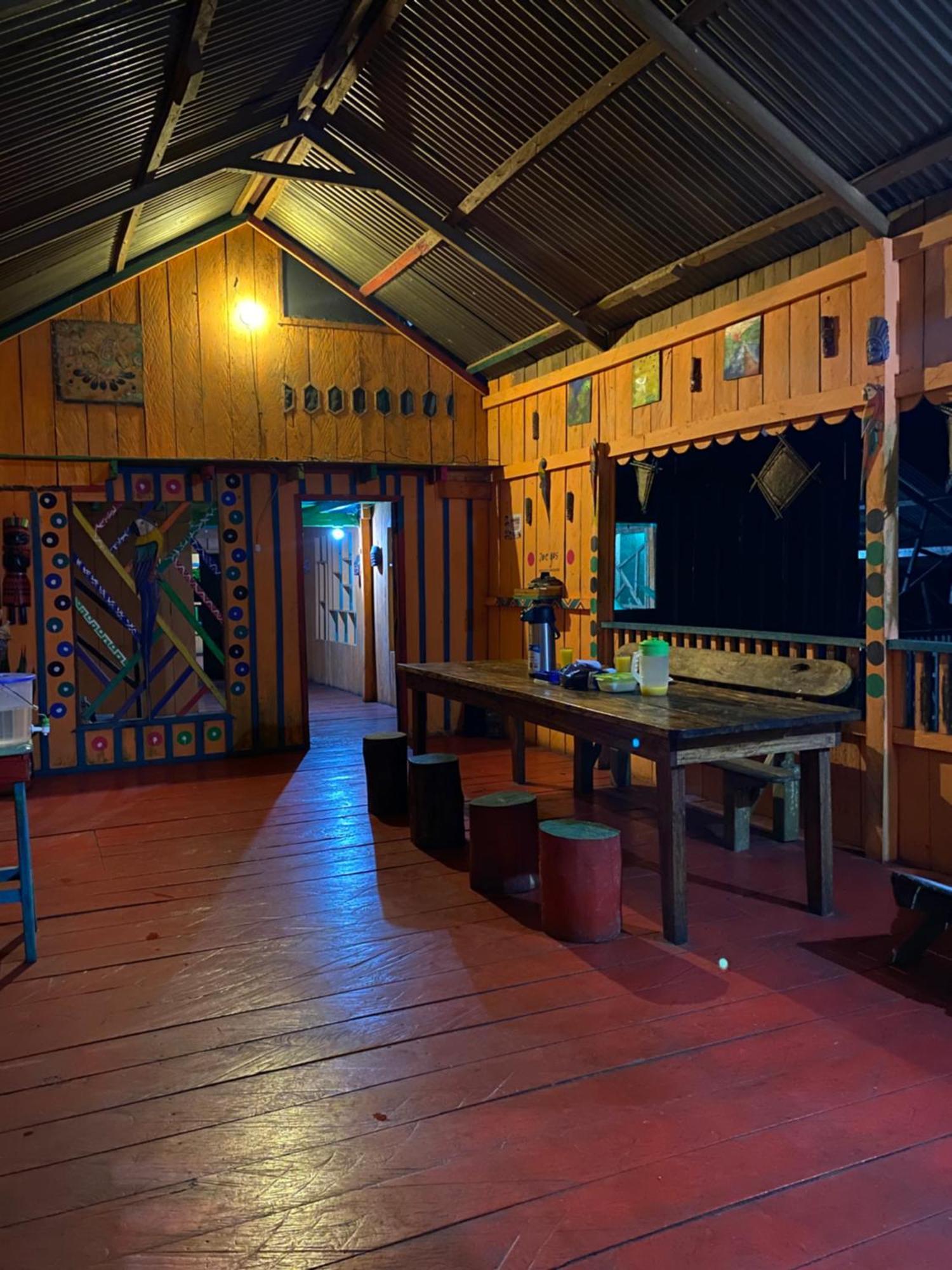 Hostal Buho Amazonas Tours Летисия Екстериор снимка