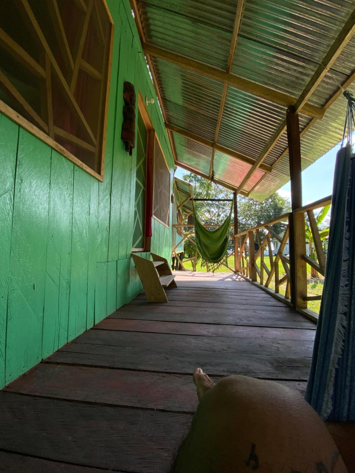 Hostal Buho Amazonas Tours Летисия Екстериор снимка