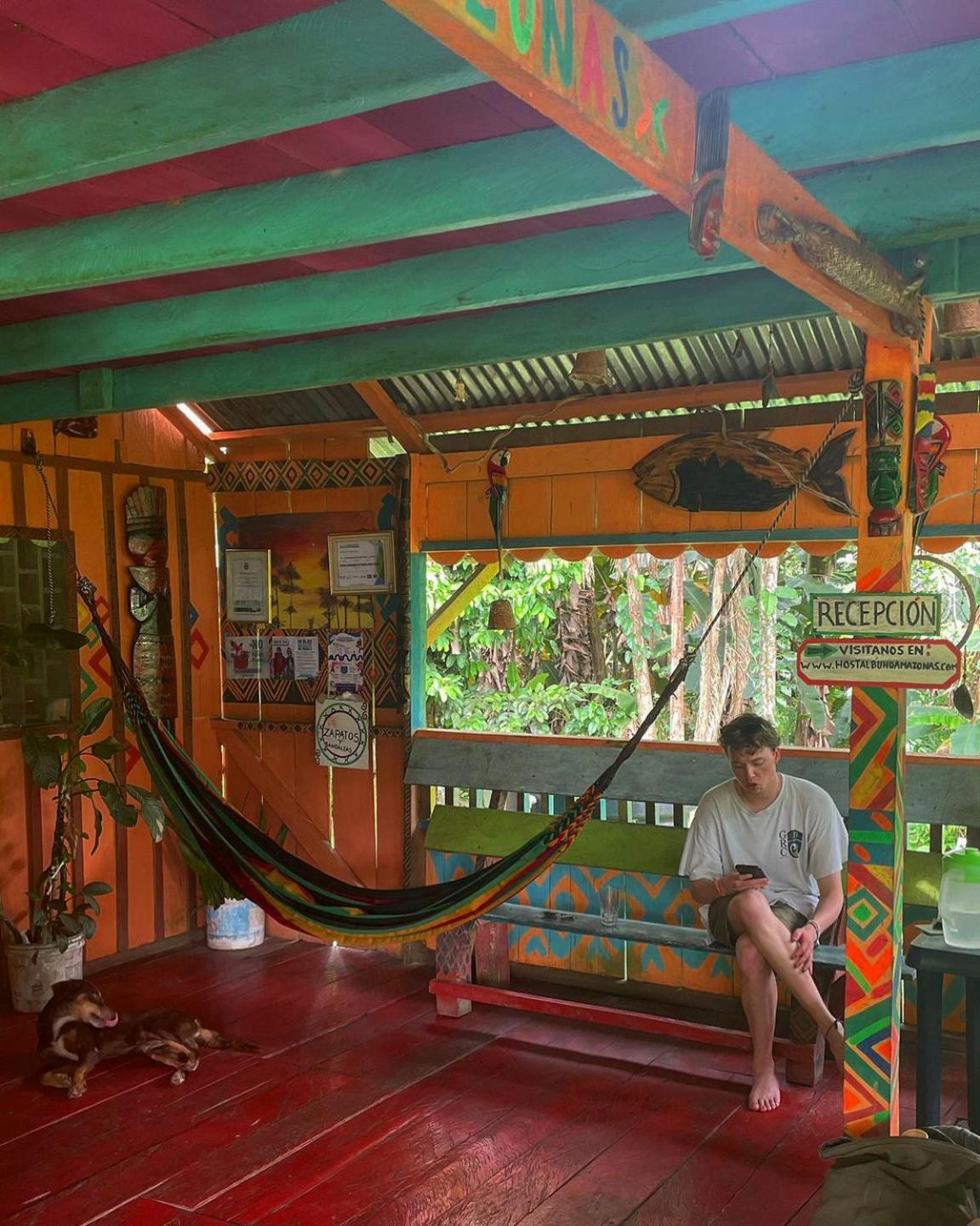 Hostal Buho Amazonas Tours Летисия Екстериор снимка