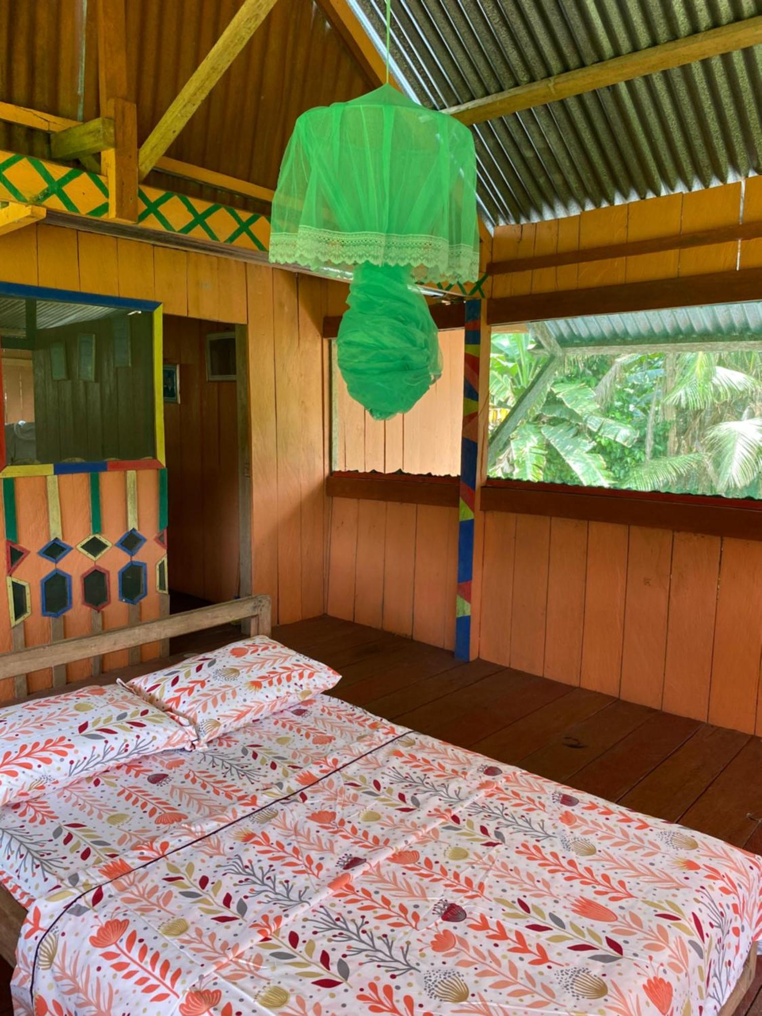 Hostal Buho Amazonas Tours Летисия Екстериор снимка
